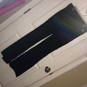 VS pink yoga pants